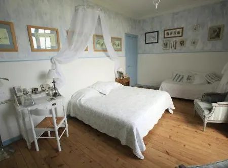 別荘 Chateau De La Moriniere ボープレオー＝アン＝モージュ