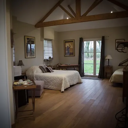 別荘 Chateau De La Moriniere ボープレオー＝アン＝モージュ