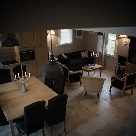 Chateau De La Moriniere