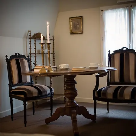 別荘 Chateau De La Moriniere ボープレオー＝アン＝モージュ