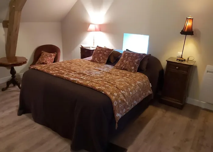 Chateau De La Moriniere *