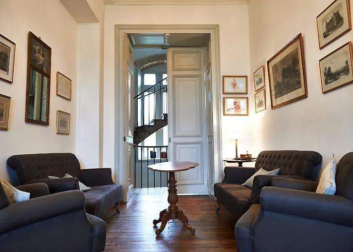 Chateau De La Moriniere